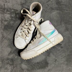 Puma Women's White and Iridescent Sneakers
